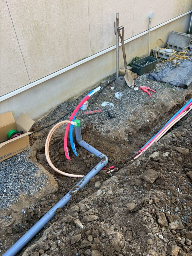 エコキュート移設工事写真