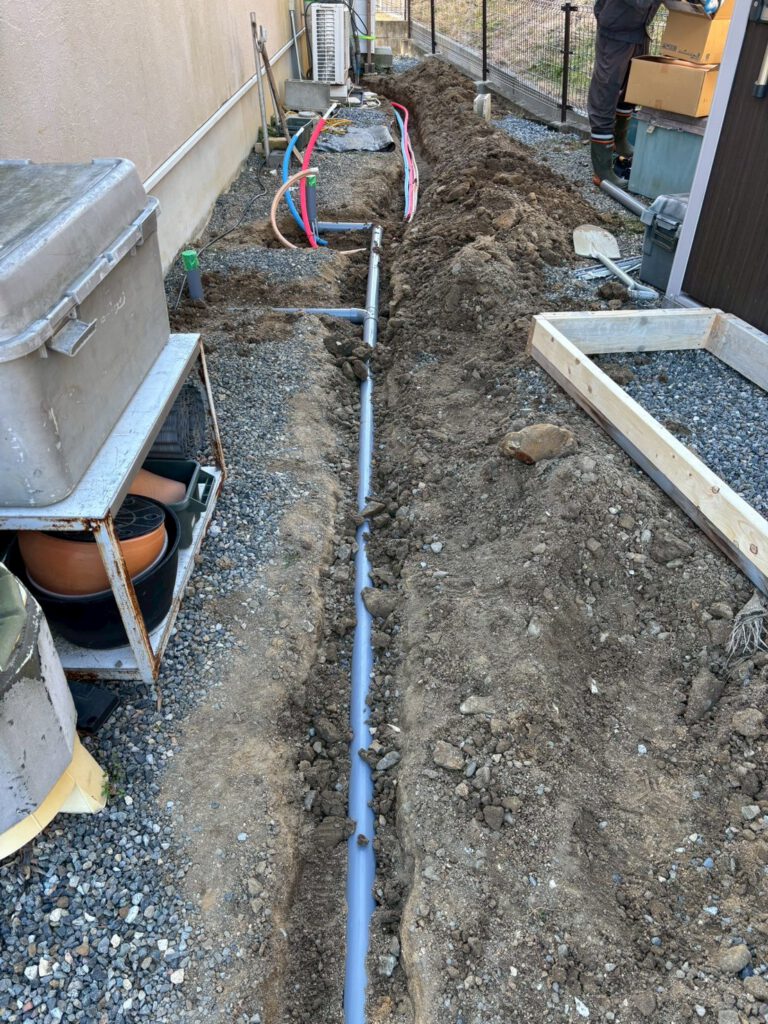 エコキュート移設工事写真