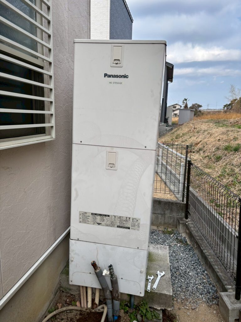 エコキュート移設工事写真